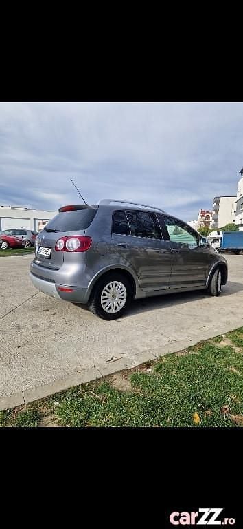 Utilizat 2009 VW Golf Plus Cross Monovolum | 4.399 EUR (Preț OK) - Imagine 1/4