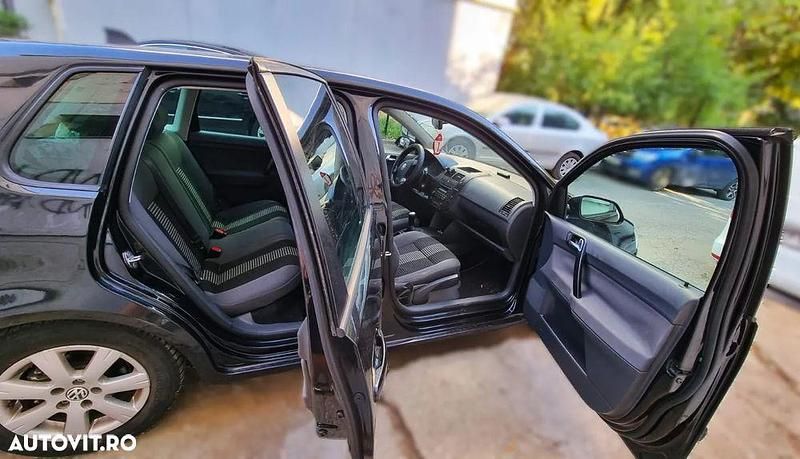 Second-hand VW Polo United 105 CP (77 kW) 2009 Culoarenegru Hatchback