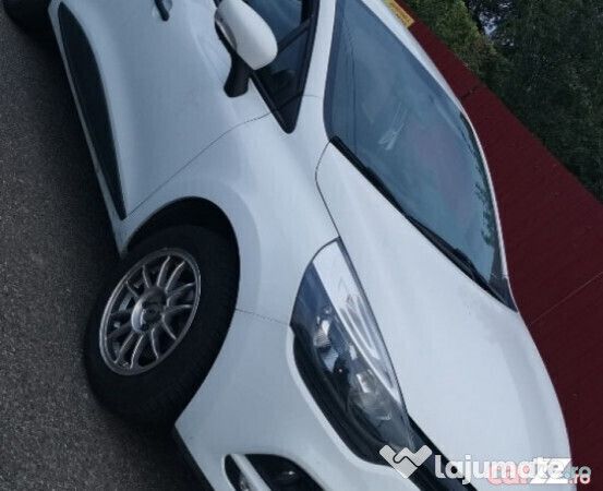 Alb Utilizat 2020 Renault Clio V Berlinǎ | 8.800 EUR - Imagine 1/4