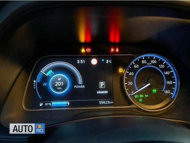 Second-hand Nissan Leaf 110 kW (150 CP) 2019 Alb Hatchback