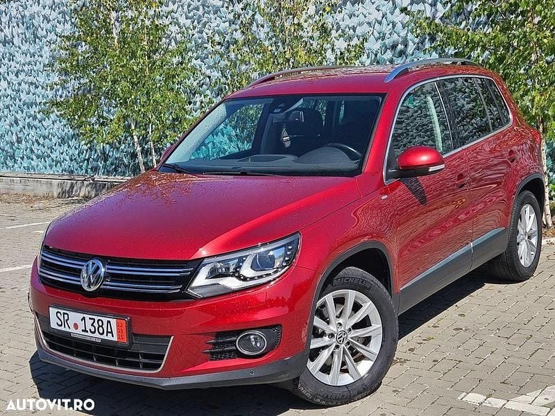 Culoarealte culori Utilizat 2015 VW Tiguan Sportline SUV | 11.799 EUR (Super Preț) - Imagine 1/4