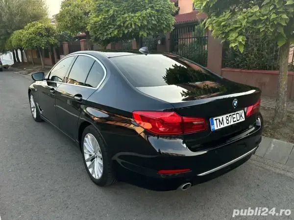 Second-hand BMW 520 Efficient Dynamics 190 CP (139 kW) 2018 Negru Berlinǎ