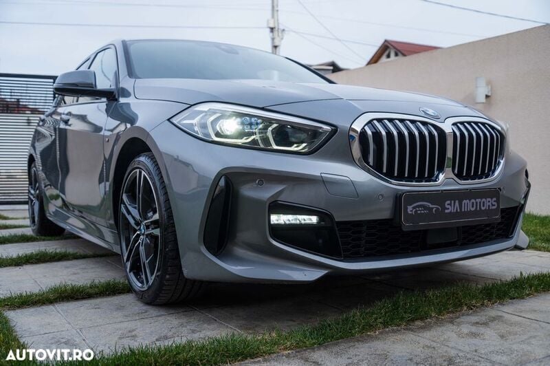 Gri Utilizat 2022 BMW 118 M Sport Hatchback | 23.450 EUR (Preț OK) - Imagine 1/4