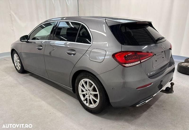 Second-hand Mercedes A180 116 CP (85 kW) 2019 Culoaregri Hatchback