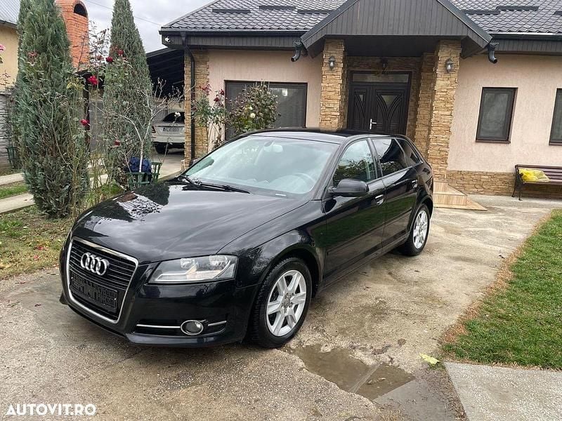 Culoarenegru Utilizat 2012 Audi A3 Hatchback | 5.899 EUR (Preț bun) - Imagine 1/4