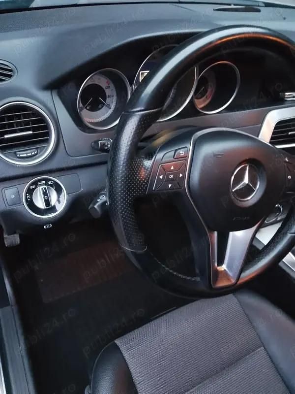 Second-hand Mercedes C220 170 CP (125 kW) 2011 Gri Break