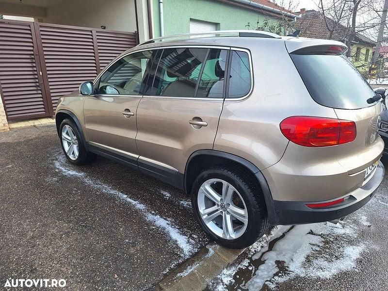 Second-hand VW Tiguan Sportline 140 CP (102 kW) 2014 Culoaremaro SUV