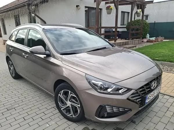 Maro Utilizat 2021 Hyundai i30 Sport Break | 14.890 EUR (Puțin scump) - Imagine 1/4