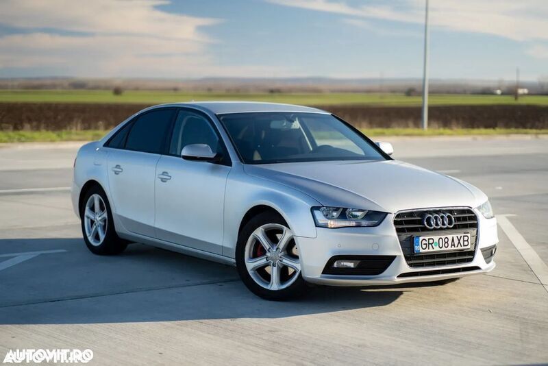 Gri Utilizat 2012 Audi A4 Berlinǎ | 8.700 EUR (Preț OK) - Imagine 1/4