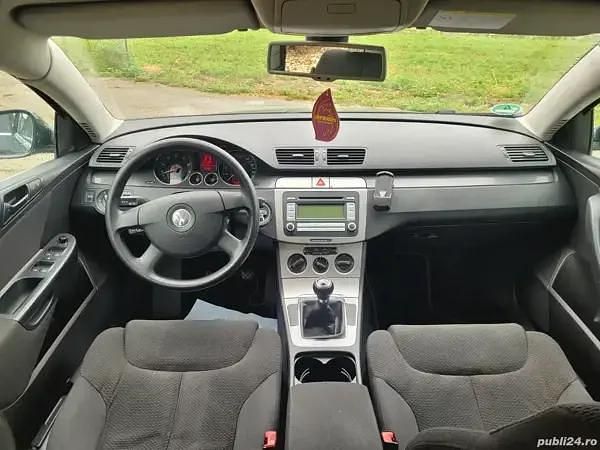 Negru Utilizat 2007 VW Passat Break | 3.190 EUR (Preț OK) - Imagine 1/4