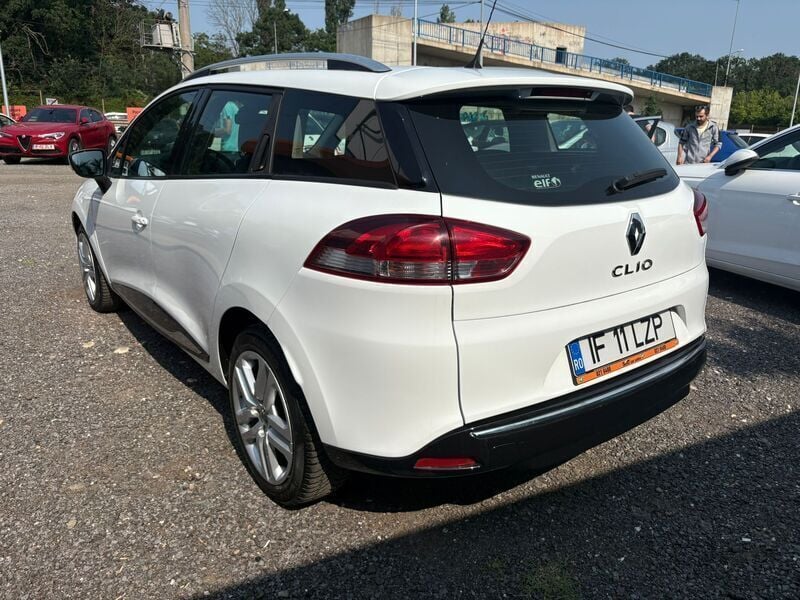 Second-hand Renault Clio GrandTour Zen 90 CP (66 kW) 2019 Alb Break