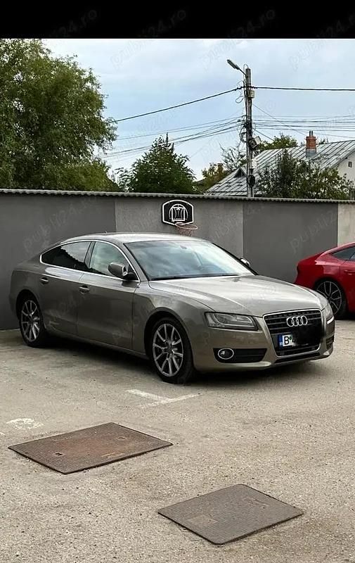 Galben Utilizat 2011 Audi A5 Sportback Hatchback | 7.500 EUR - Imagine 1/4