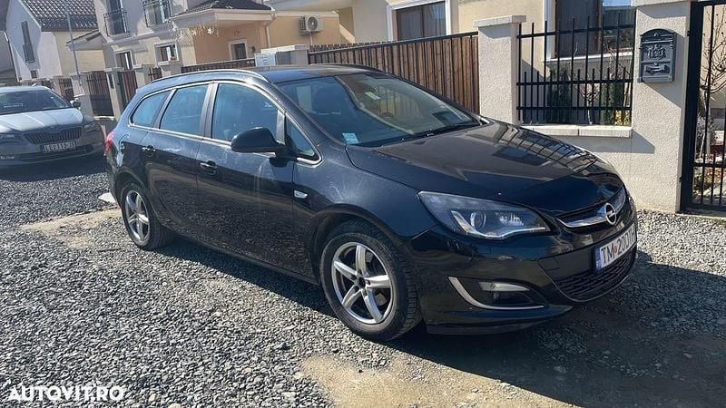 Second-hand Opel Astra 130 CP (95 kW) 2013 Culoarenegru Break