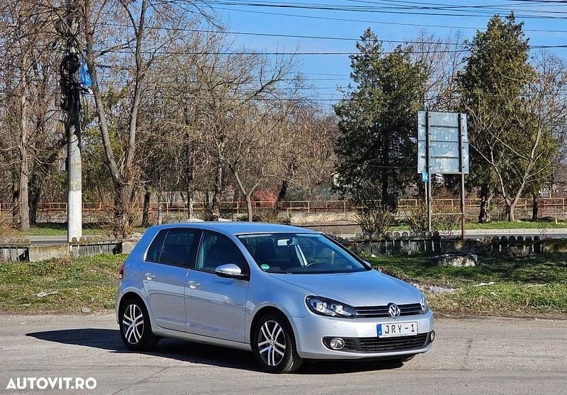 Second-hand VW Golf VI Team 122 CP (89 kW) 2010 Argintiu Hatchback