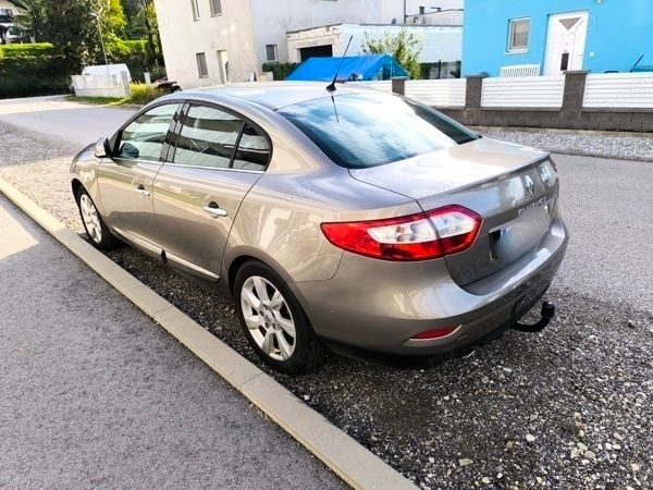 Second-hand Renault Fluence 110 CP (80 kW) 2012 Berlinǎ
