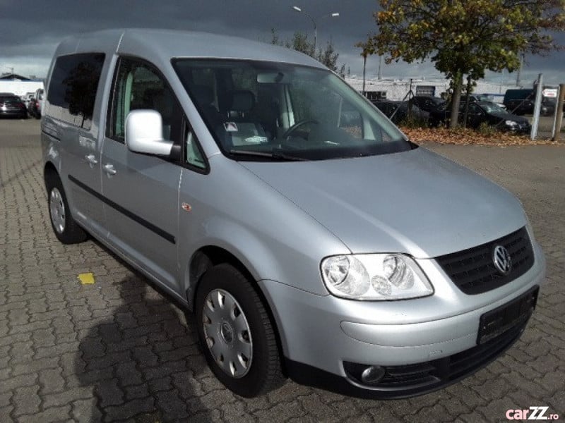 Volkswagen caddy 2008 год