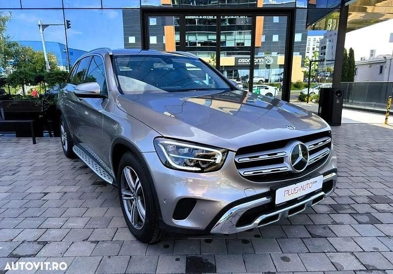 Culoarebej Utilizat 2019 Mercedes GLC200 SUV | 32.350 EUR (Super Preț) - Imagine 1/4