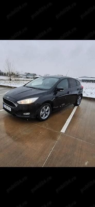 Second-hand Ford Focus 100 CP (73 kW) 2014 Negru Hatchback