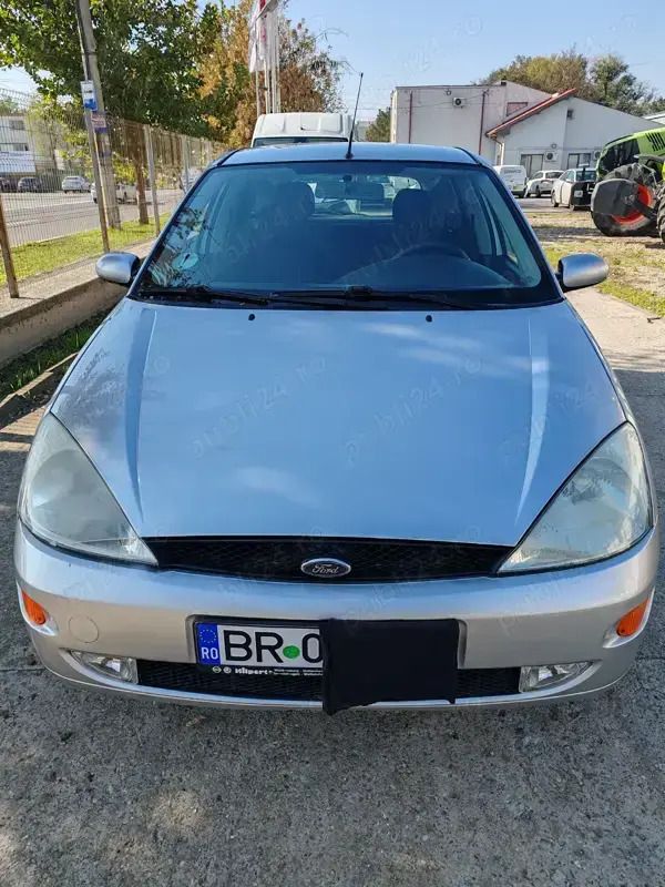 Gri Utilizat 2001 Ford Focus Berlinǎ | 7.000 EUR - Imagine 1/4