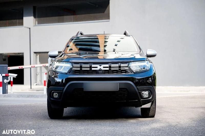 Culoarenegru Utilizat 2022 Dacia Duster Acces SUV | 12.999 EUR (Preț bun) - Imagine 1/4