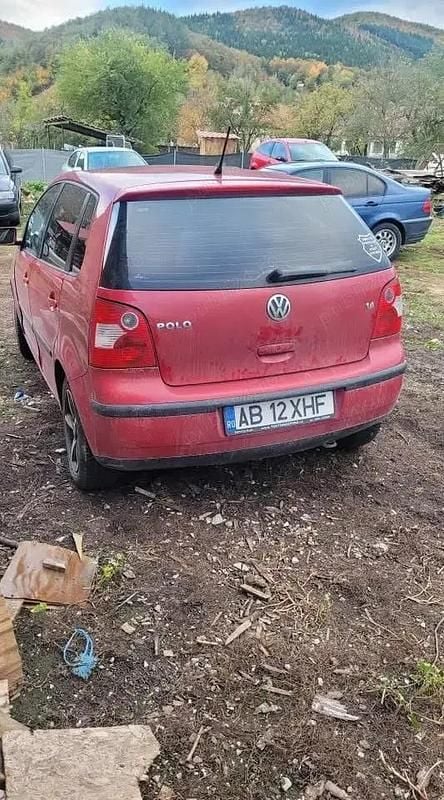 Utilizat 2004 VW Polo Hatchback | 850 EUR (Super Preț) - Imagine 1/4