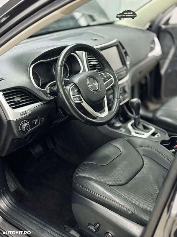 Second-hand Jeep Cherokee Limited 200 CP (147 kW) 2019 Culoarenegru SUV