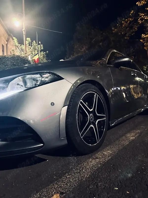 Second-hand Mercedes A200 140 CP (102 kW) 2020 Hatchback