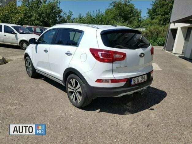 Second-hand Kia Sportage 136 CP (100 kW) 2012 Alb SUV