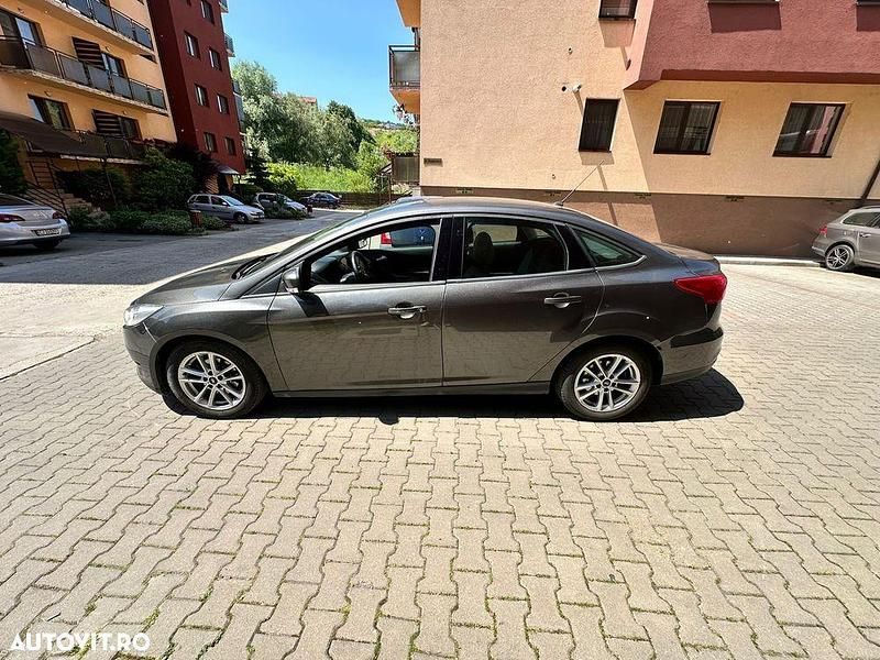 Culoaregri Utilizat 2015 Ford Focus Titanium Berlinǎ | 4.500 EUR (Preț bun) - Imagine 1/4