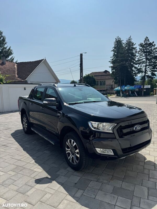 Negru Utilizat 2020 Ford Ranger Wildtrack Pickup | 19.000 EUR (Preț OK) - Imagine 1/4