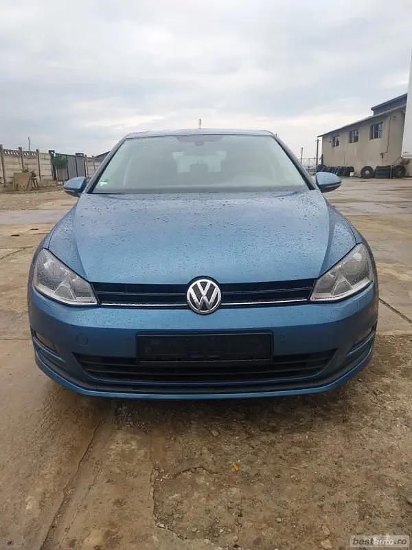 Albastru Utilizat 2014 VW Golf VII Hatchback | 6.990 EUR (Preț OK) - Imagine 1/4
