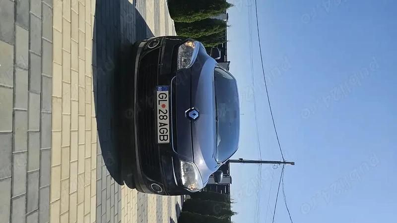 Utilizat 2012 Renault Mégane III Hatchback | 4.000 EUR (Preț OK) - Imagine 1/4