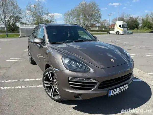 Second-hand Porsche Cayenne Platinum Edition 300 CP (220 kW) 2014 Maro SUV