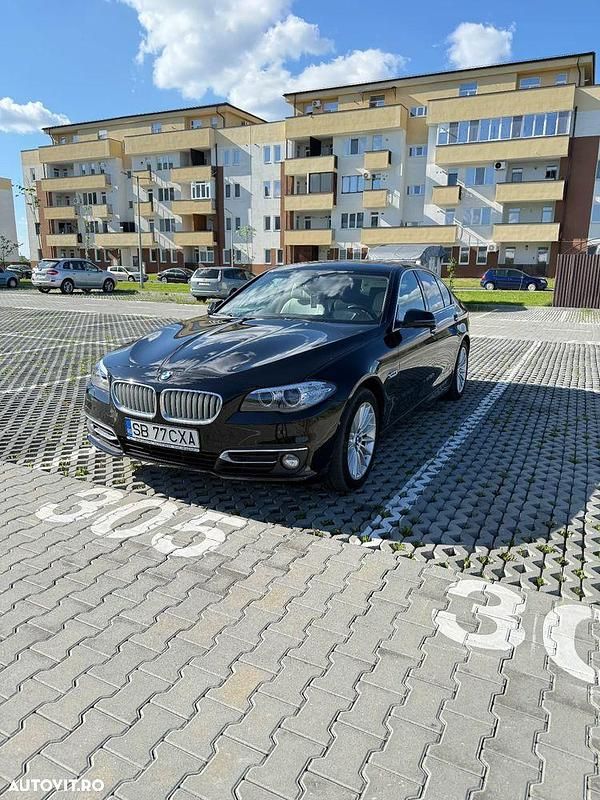 Second-hand BMW 535 Luxury Line 313 CP (230 kW) 2013 Negru Berlinǎ