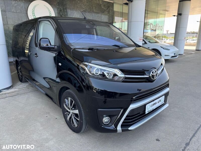 Negru Utilizat 2023 Toyota Proace Verso Executive Berlinǎ | 39.999 EUR - Imagine 1/4