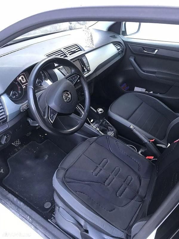 Second-hand Skoda Fabia 95 CP (69 kW) 2019 Culoarealb Break