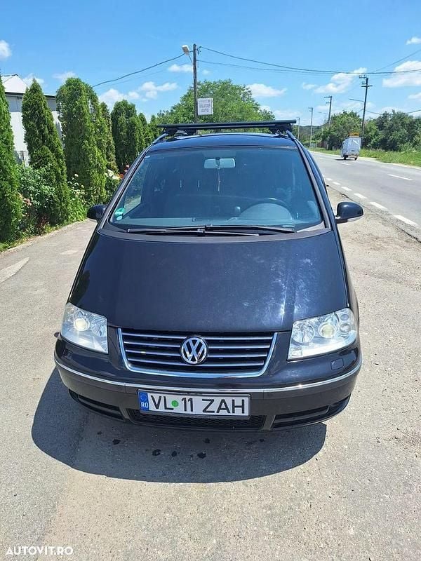 Negru Utilizat 2008 VW Sharan Exclusive Monovolum | 5.200 EUR (Puțin scump) - Imagine 1/4