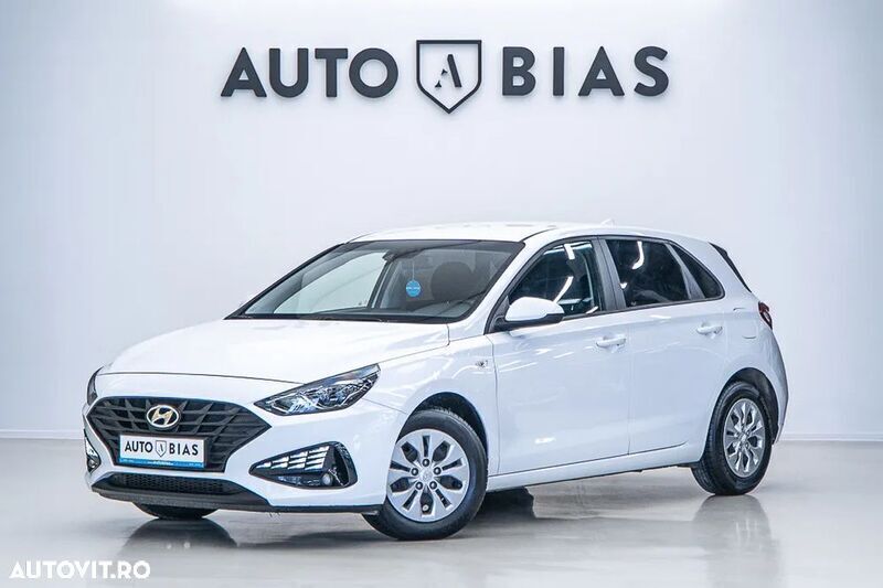 Alb Utilizat 2022 Hyundai i30 Comfort Hatchback | 11.450 EUR (Preț bun) - Imagine 1/4