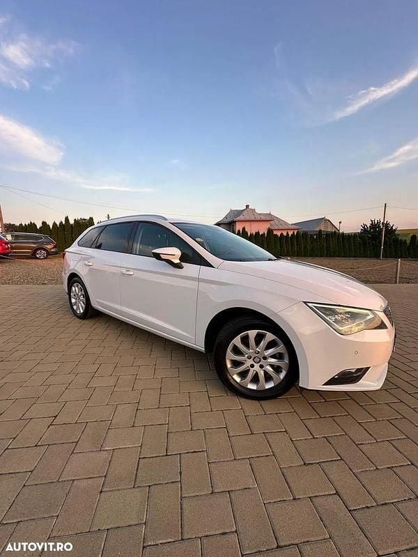 Alb Utilizat 2016 Seat Leon ST CONNECT Break | 7.950 EUR (Preț OK) - Imagine 1/4