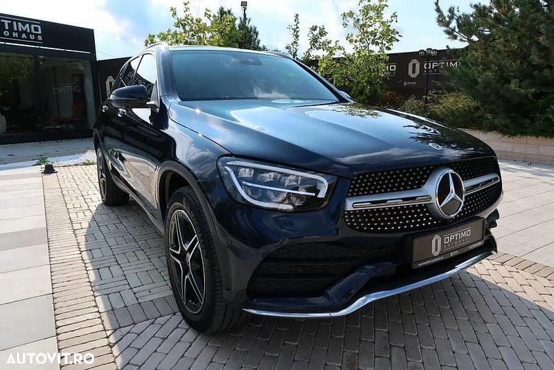 Culoarealbastru Utilizat 2022 Mercedes GLC300e AMG line SUV | 36.500 EUR (Preț bun) - Imagine 1/4