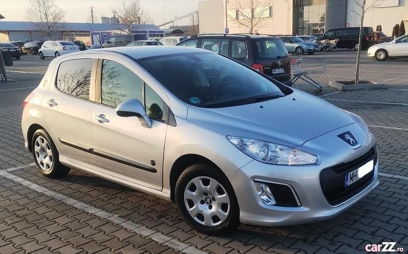 Argintiu Utilizat 2012 Peugeot 308 Hatchback | 3.490 EUR (Preț OK) - Imagine 1/4