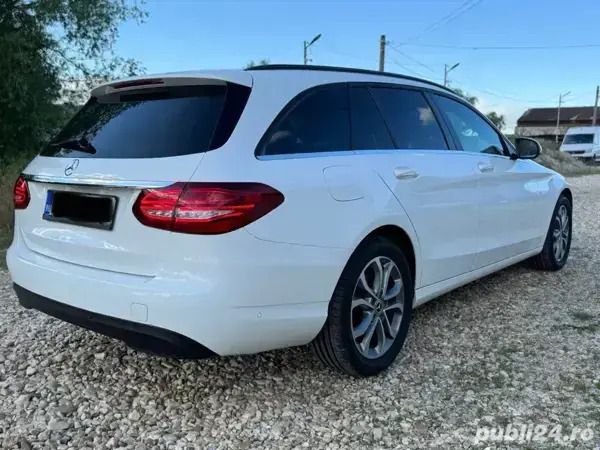 Alb Utilizat 2017 Mercedes C200 Break | 12.000 EUR (Preț OK) - Imagine 1/4