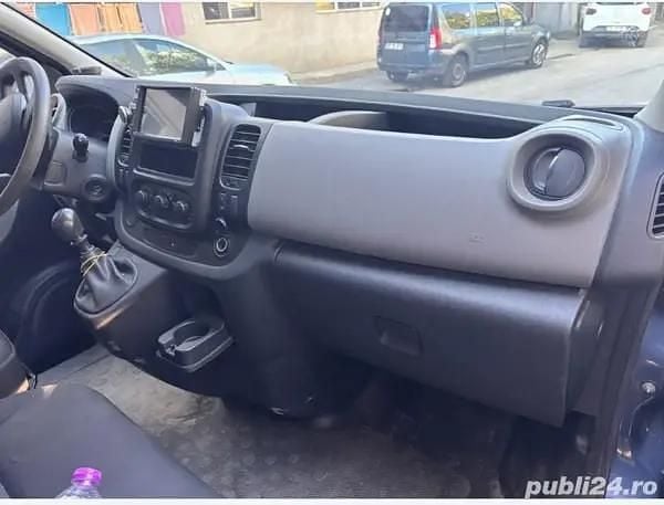 Second-hand Renault Trafic 95 CP (69 kW) 2019 Monovolum