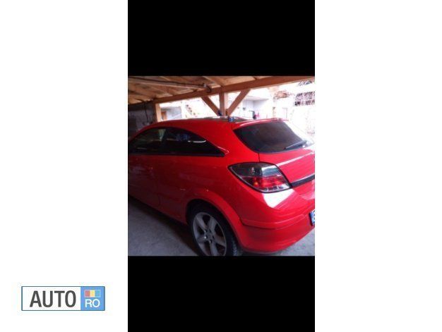 Second-hand Opel Astra 120 CP (88 kW) 2007 Rosu Hatchback