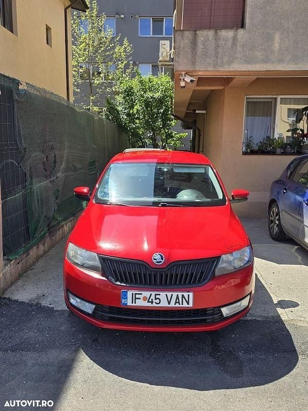 Culoarerosu Utilizat 2016 Skoda Rapid Berlinǎ | 5.400 EUR (Preț bun) - Imagine 1/4