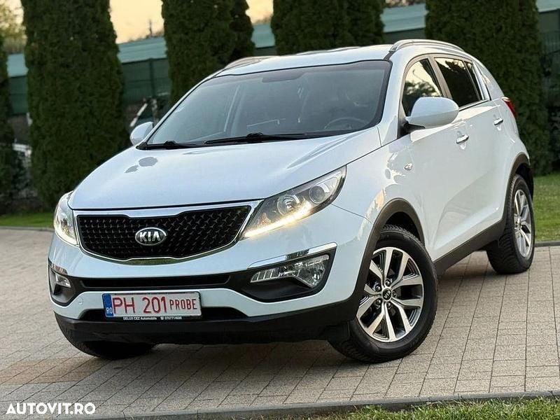 Culoarealb Utilizat 2016 Kia Sportage Style SUV | 9.999 EUR (Super Preț) - Imagine 1/4