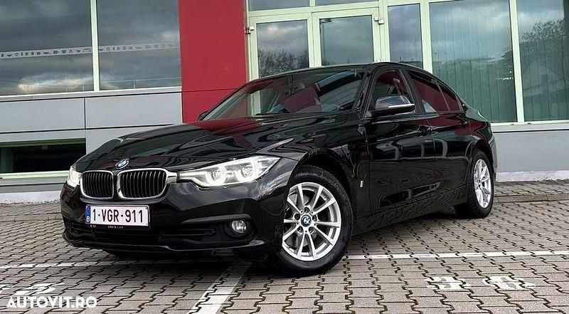 Culoarenegru Utilizat 2018 BMW 330e Advantage Berlinǎ | 12.999 EUR - Imagine 1/4