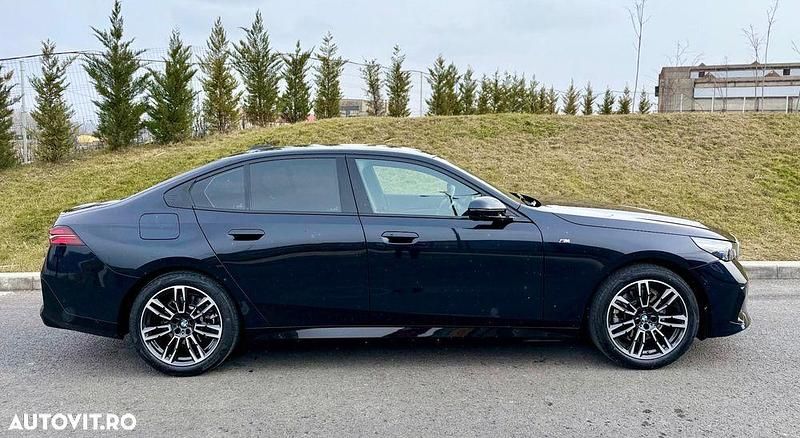 Second-hand BMW 520 M Sport 208 CP (152 kW) 2024 Culoarealbastru Berlinǎ