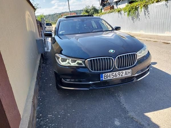 Utilizat 2018 BMW 750 Berlinǎ | 32.500 EUR - Imagine 1/4