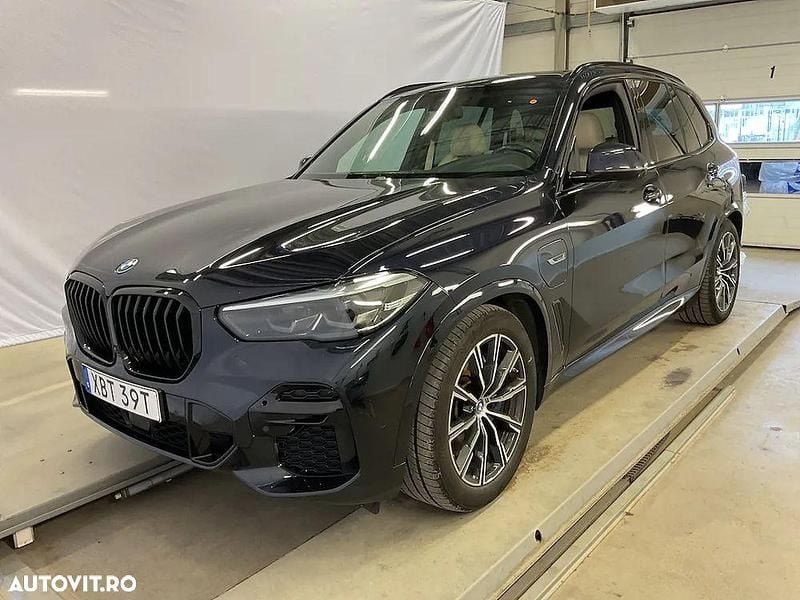 Culoarenegru Utilizat 2022 BMW X5 SUV | 50.900 EUR (Super Preț) - Imagine 1/4